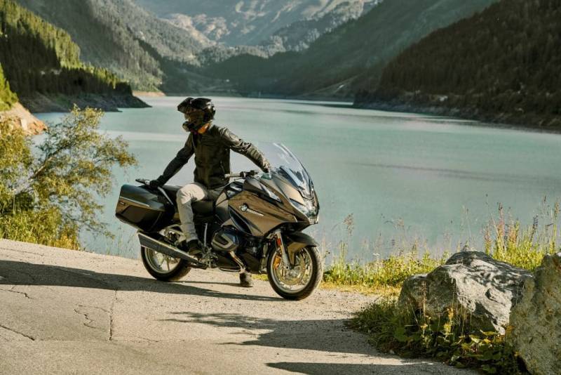 Devis gratuit immédiat pour le transport sécurisé de votre BMW RT 1250 partout près de Marseille et alentours